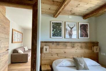 ツーリストアパートメント La Maison   Il Riparo Del Cervo