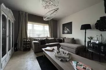 Aamiaismajoitus (B&B) Bed & Bokes Aan De Maaskant