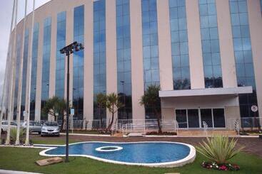 Hotel Condomínio Barretos Thermas Park Flat Parque Do Peão