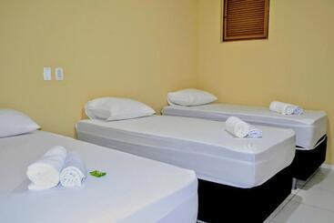 هتل آپارتمان Iracema Praia Flats