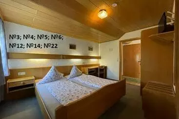 Retkeilymaja Pension Memminger