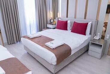 ホテル Cetin Port