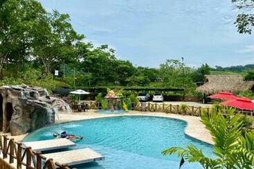 Szálloda Eco Resort