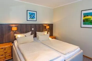 Отель Spitzenhoernbucht