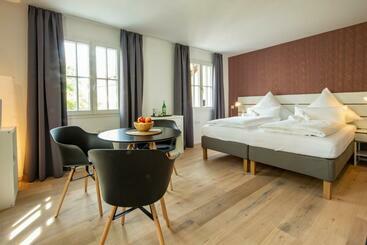 Отель Gästehaus Am Schlossplatz, Z. 1