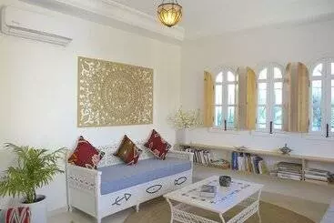 Majatalo Dar Colibri   Maison D Hôtes à Kélibia