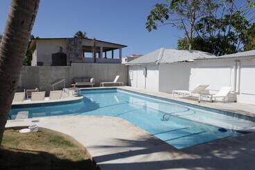 هتل Viento Beach Lodge