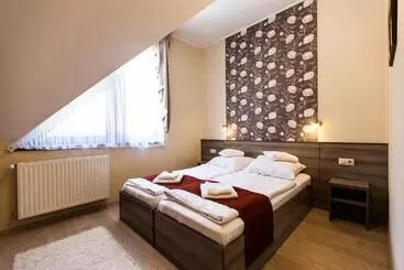 Hotel Piroska Csárda és Panzió