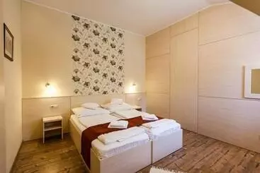 酒店 Piroska Csárda és Panzió