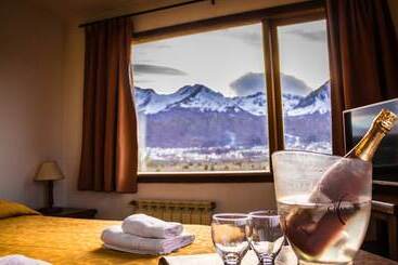 فندق صغير Oikos