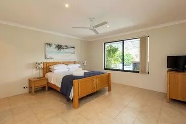 Apartamentos turísticos Pool & Putt Paradise, Family Friendly, Pool, Wifi