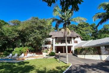 פנסיון 3 Lagoon Getaways