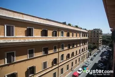 هتل Capricci Romani