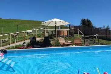 بنسيون Gasthaus Alpina