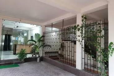 Hotel The Dew Drop