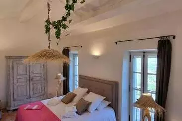 Apartamenty turystyczne Maison Au Centre Du Village De Gordes Avec Vue Incroyable