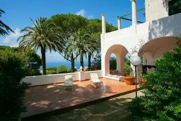 Ferienwohnungen Villa