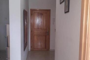 آپارتمان‌های توریست‌ها Appartement Climatisé à Louer