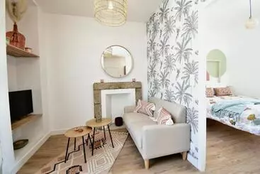 ツーリストアパートメント ❊ Terracotta ❊ Centre Ville, Vue Jardin