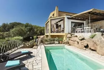 Aamiaismajoitus (B&B) Iconic Luxury Suites