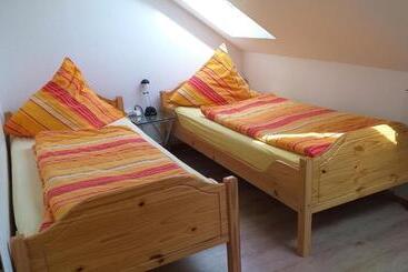 شقق خاصة سياحية Peerkieker