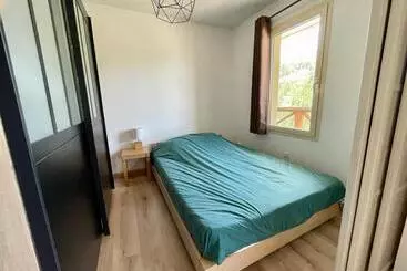 ツーリストアパートメント T2 Avec Balcon Pour 5 Personnes
