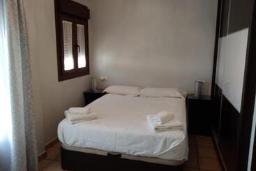 ツーリストアパートメント Aracena Maravillas