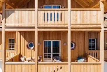 هتل Villa Alma   A Lakeside Boutique