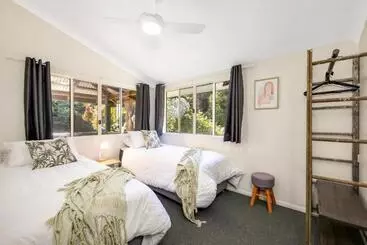 Apartamentos turísticos Hughes Hideaway 2br Cottage On 1 Acre W Air Con, King Beds