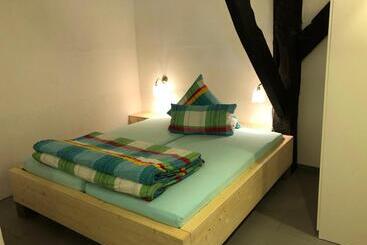 شقق خاصة سياحية Gut Strackholt Fewo Seemannsgarn