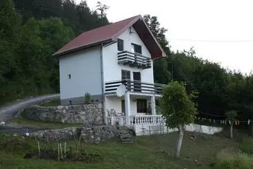 Pensión Apartmani Rocen