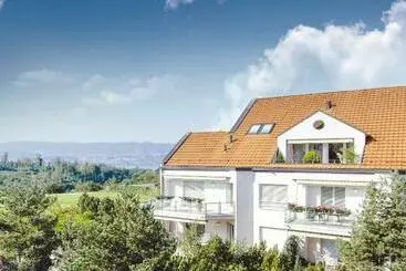 هتل آپارتمان Senioren Residenz Segeten