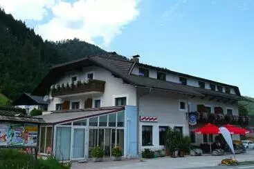 ユースホステル Gasthof Podobnik