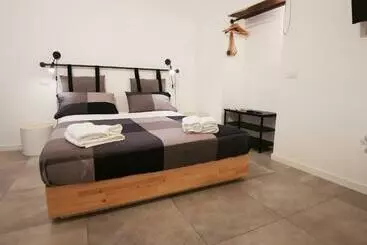 Bed and Breakfast Ludi Studios