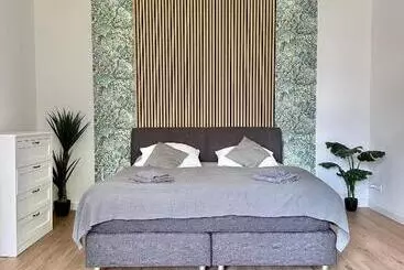 Turistihuoneistot Exklusives City Apartment Im Herzen Oldenburgs Mit Balkon Und Parkplatz A36