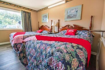 فندق Oyo  Calhoun, Ga I75