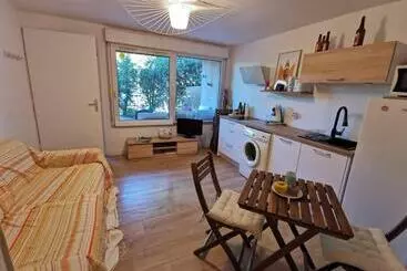 Apartamenty turystyczne Charmant Studio Neuf à 150m De La Mer