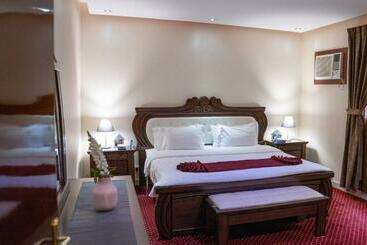 Aparthotel أديل للشقق المخدومة