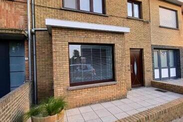 Appartements touristiques Toffe Woning Dichtbij Zee, Bos En Natuur