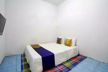 Hotel Oyo Homes 90918 Eco Tourism Geopark Gunung Masigit Homestay Syariah