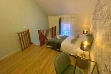 관광객 아파트 Le T2 Du Théâtre