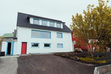 Apartamente turistice Sea View Apt / Central / Spacious / Free Parking