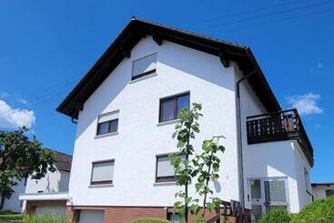 Vakantie-appartementen Ferienwohnung Edol