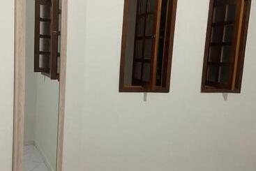 آپارتمان‌های توریست‌ها Casa Agradável No Centro