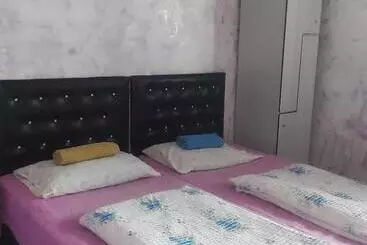 Pensionat Guesthouse Qeti