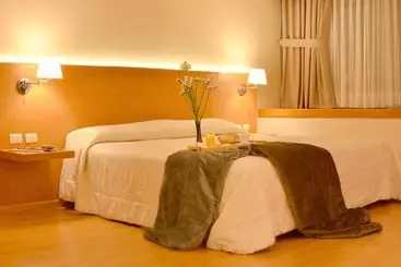 Huoneistohotelli Ayenda Suites Orrantia