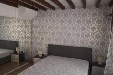 آپارتمان‌های توریست‌ها Casa Sortino. Nel Cuore Di Marsala