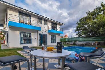 Vakantie-appartementen Crest Villa 5bhk Lonavala