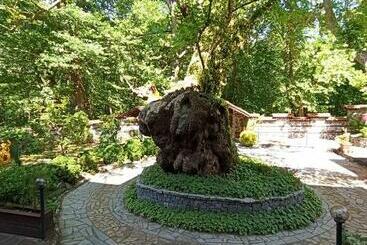 Hotel семеен хотел хайдутите