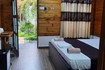 Hotel Elegant Green Beach Resort